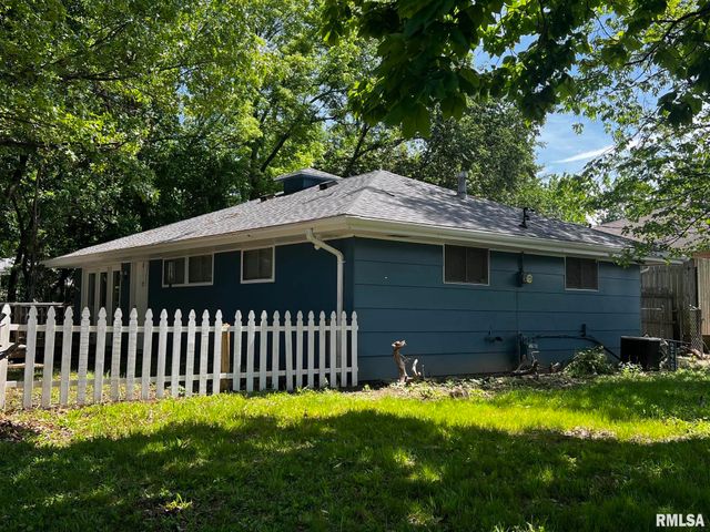 2433 W HUNTINGTON Drive, Peoria, IL 61614