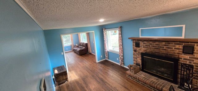 936 Ridge Rd, Quebeck, TN 38579