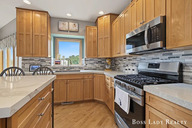 2213 N Bristol Street, Holland, MI 49424