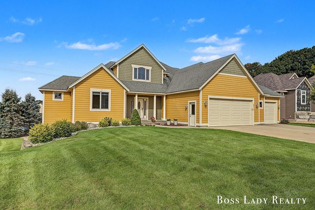 2213 N Bristol Street, Holland, MI 49424