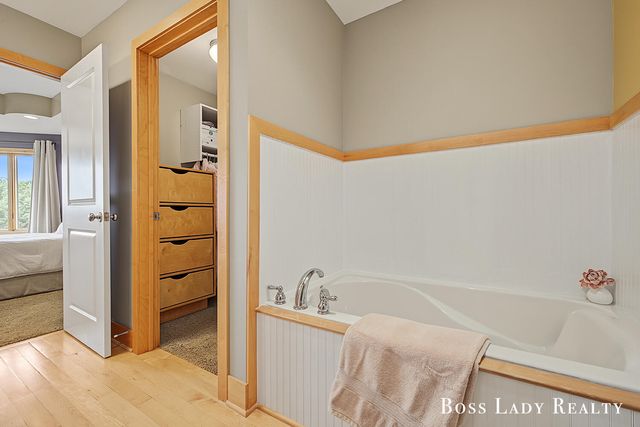 2213 N Bristol Street, Holland, MI 49424
