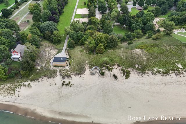 2213 N Bristol Street, Holland, MI 49424