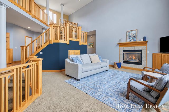 2213 N Bristol Street, Holland, MI 49424