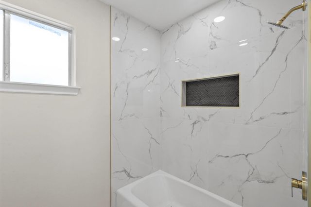 16318 Heatherdale Drive, Houston, TX 77059
