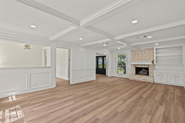 16318 Heatherdale Drive, Houston, TX 77059