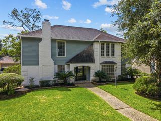16318 Heatherdale Drive, Houston, TX 77059