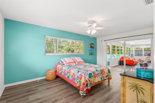 113 Park Lane E, Hypoluxo, FL 33462