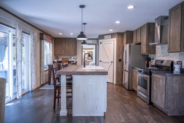 W4756 26th Street, Necedah, WI 54646