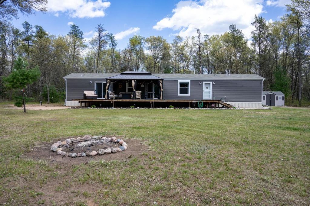 W4756 26th Street, Necedah, WI 54646