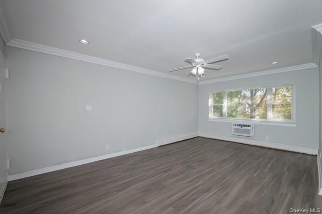 92 South Clinton Avenue 7B, Bay Shore, NY 11706