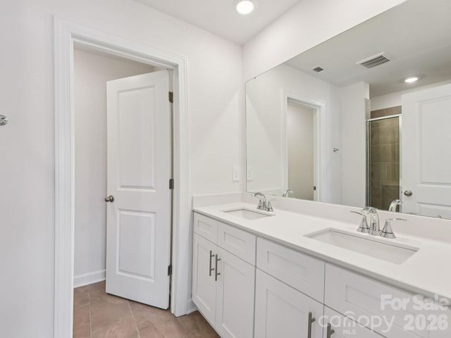 7256 Yardley Street, Gastonia, NC 28056