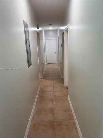 9128 SW 162nd Pl, Miami, FL 33196
