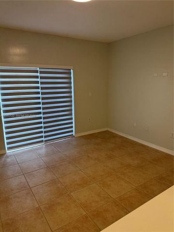 9128 SW 162nd Pl, Miami, FL 33196