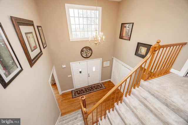 35 OAKWOOD LN, Phoenixville, PA 19460