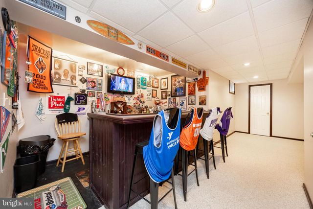 35 OAKWOOD LN, Phoenixville, PA 19460