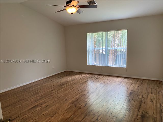 112 Wakulla Springs Way, Royal Palm Beach, FL 33411