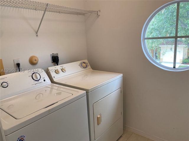 112 Wakulla Springs Way, Royal Palm Beach, FL 33411