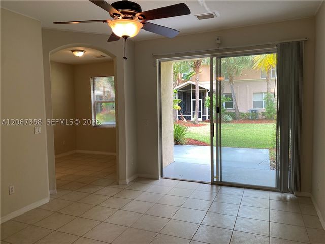 112 Wakulla Springs Way, Royal Palm Beach, FL 33411