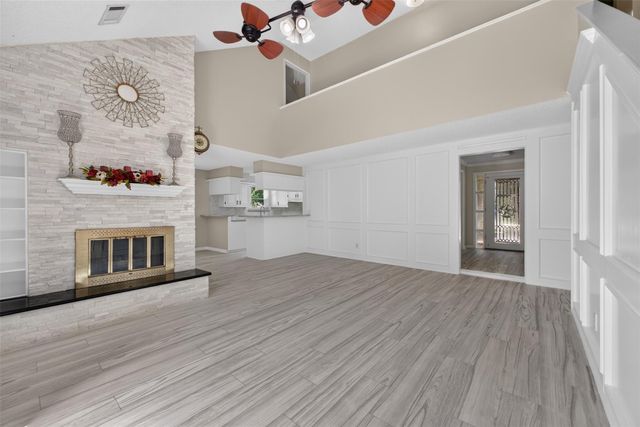 6527 Apple Valley Lane, Houston, TX 77069