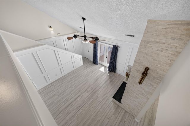 6527 Apple Valley Lane, Houston, TX 77069