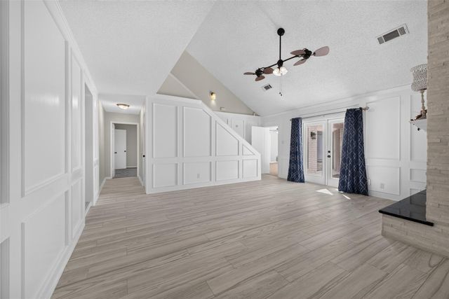 6527 Apple Valley Lane, Houston, TX 77069