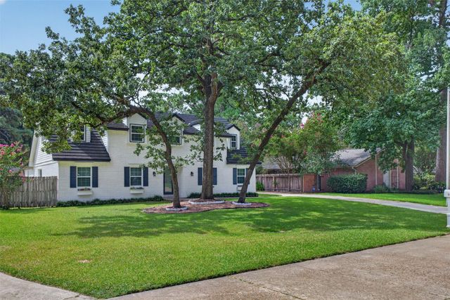 6527 Apple Valley Lane, Houston, TX 77069