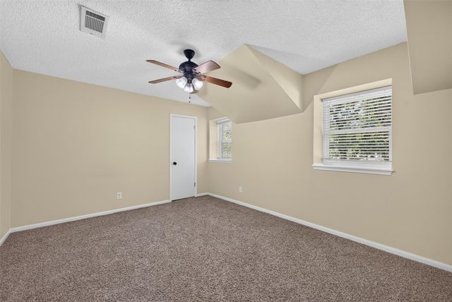 6527 Apple Valley Lane, Houston, TX 77069