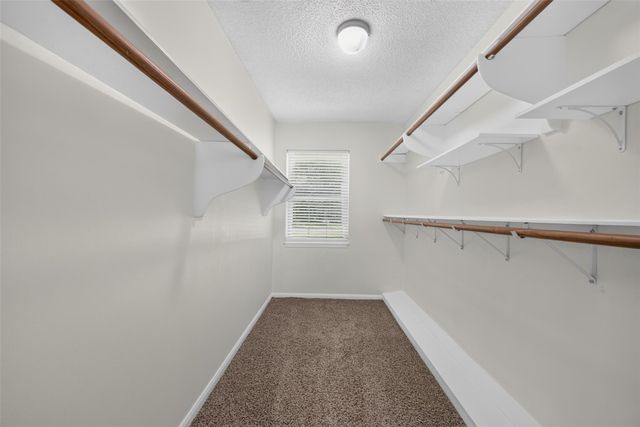 6527 Apple Valley Lane, Houston, TX 77069