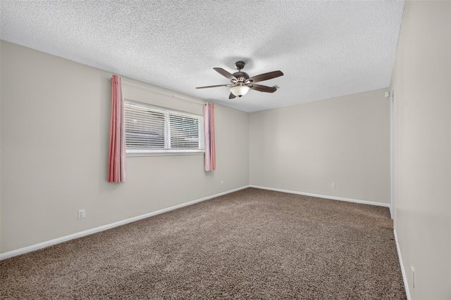 6527 Apple Valley Lane, Houston, TX 77069