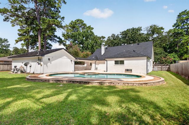 6527 Apple Valley Lane, Houston, TX 77069