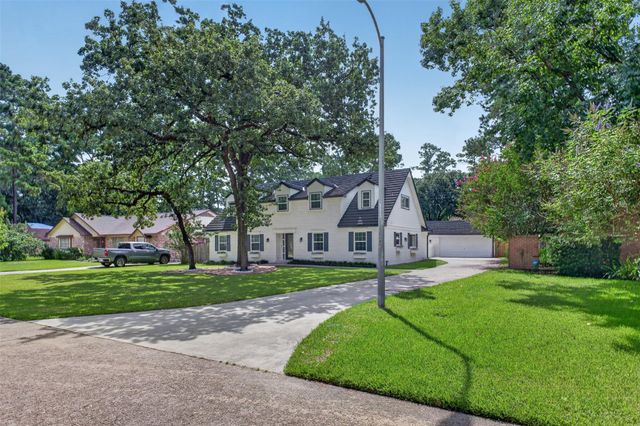 6527 Apple Valley Lane, Houston, TX 77069