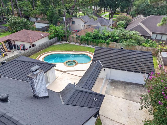 6527 Apple Valley Lane, Houston, TX 77069