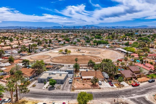 5716 Avenida Tampico, Las Vegas, NV 89108
