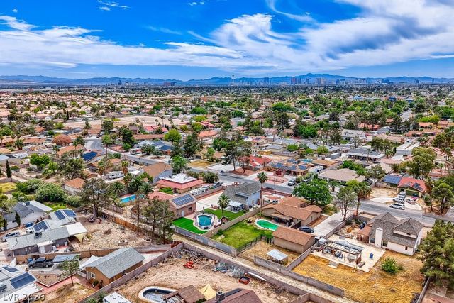 5716 Avenida Tampico, Las Vegas, NV 89108