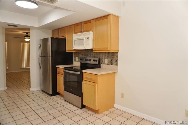 6065 W Croyden Circle, Crystal River, FL 34429