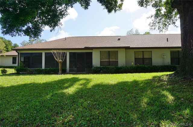 6065 W Croyden Circle, Crystal River, FL 34429