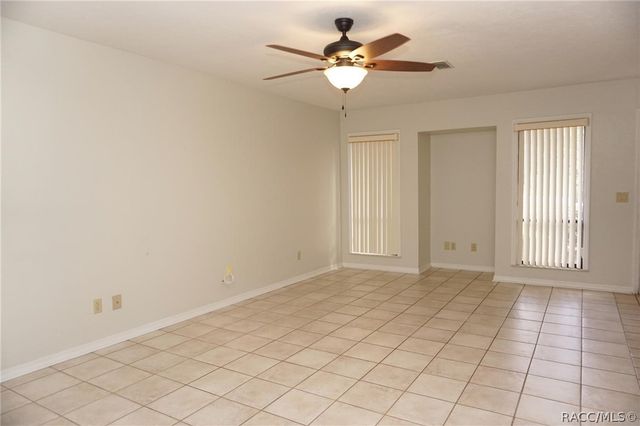 6065 W Croyden Circle, Crystal River, FL 34429