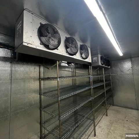 60 W Church Street, Bergenfield, NJ 07621