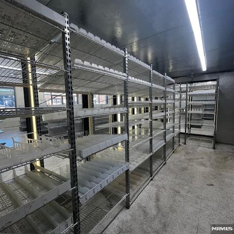 60 W Church Street, Bergenfield, NJ 07621