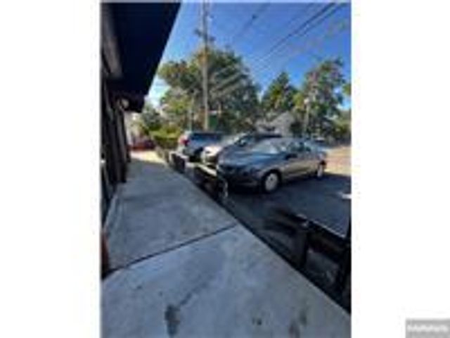 60 W Church Street, Bergenfield, NJ 07621