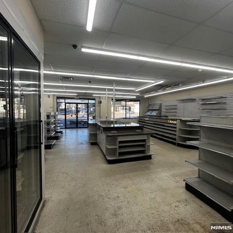 60 W Church Street, Bergenfield, NJ 07621