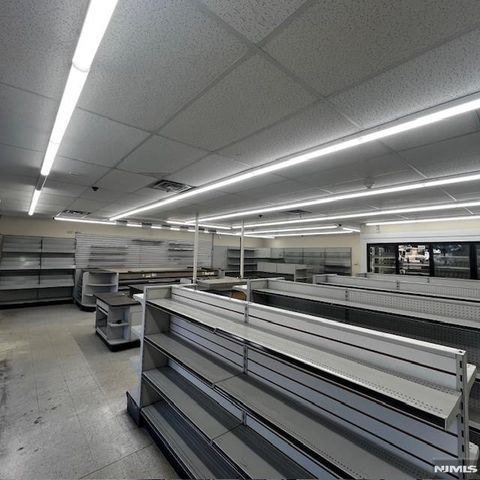 60 W Church Street, Bergenfield, NJ 07621