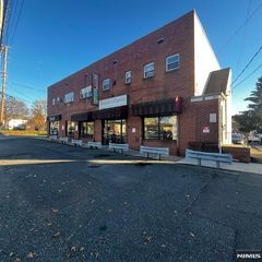 60 W Church Street, Bergenfield, NJ 07621