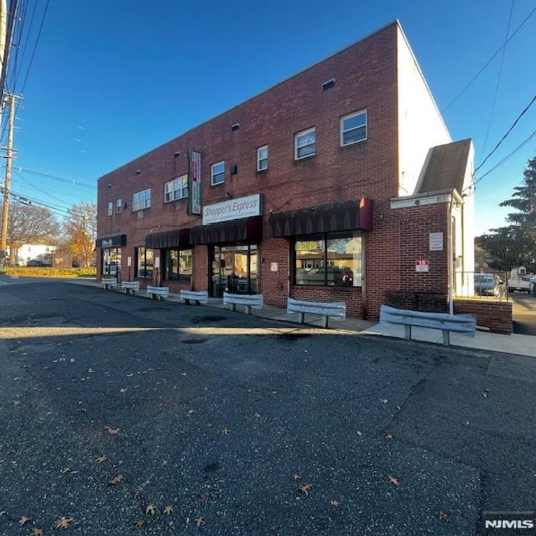 60 W Church Street, Bergenfield, NJ 07621