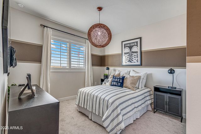 17807 W MISSION Lane, Waddell, AZ 85355