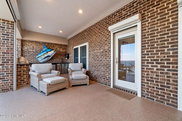 227 Back Street, Newport, NC 28570