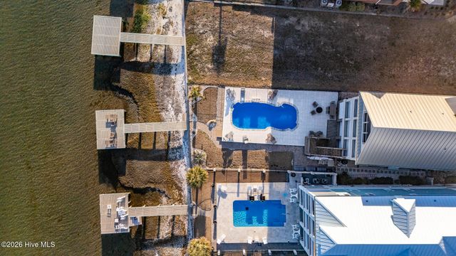 227 Back Street, Newport, NC 28570