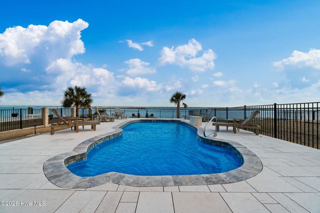 227 Back Street, Newport, NC 28570