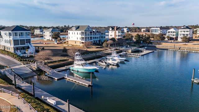 227 Back Street, Newport, NC 28570