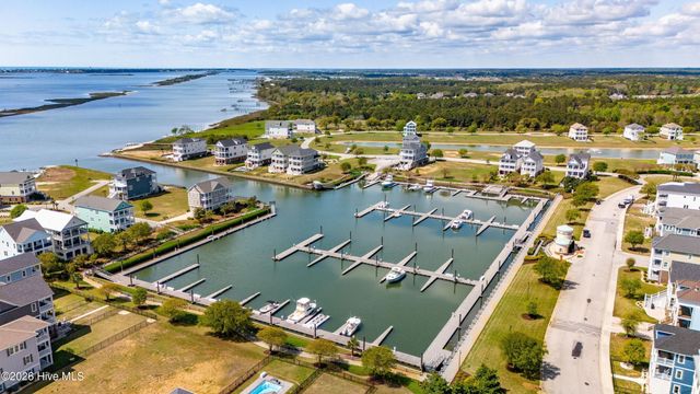 227 Back Street, Newport, NC 28570